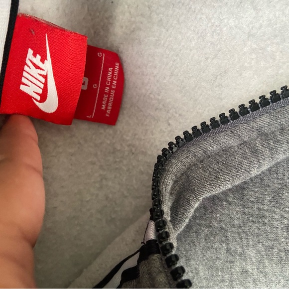 Nike Air Half Zip Sweater - Picture 2 of 5